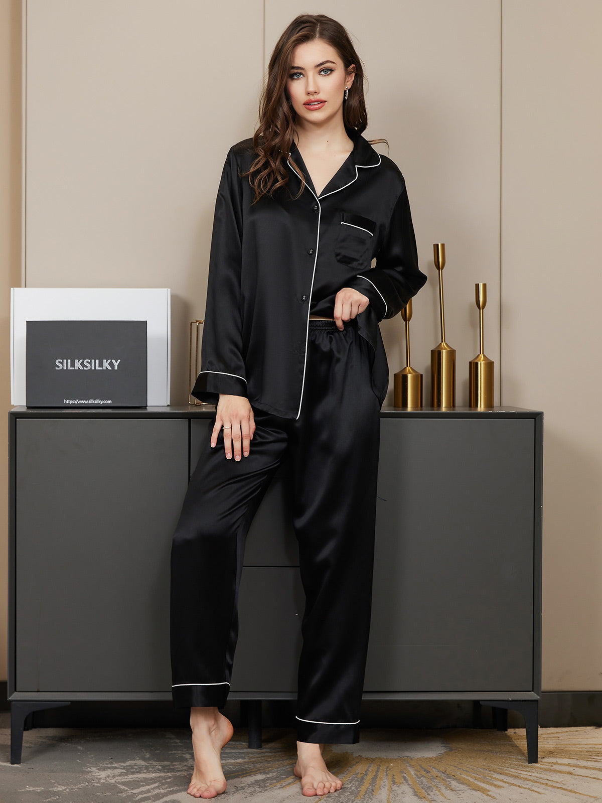 Classic Grace Seiden-Pyjama-Set