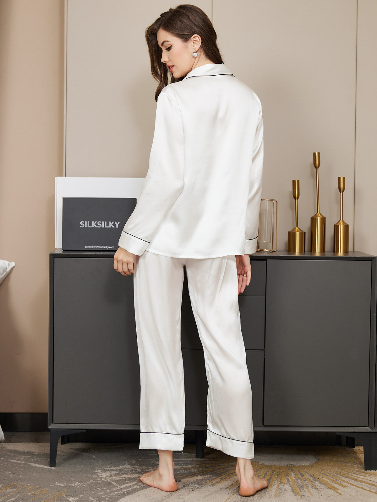 Classic Grace Seiden-Pyjama-Set