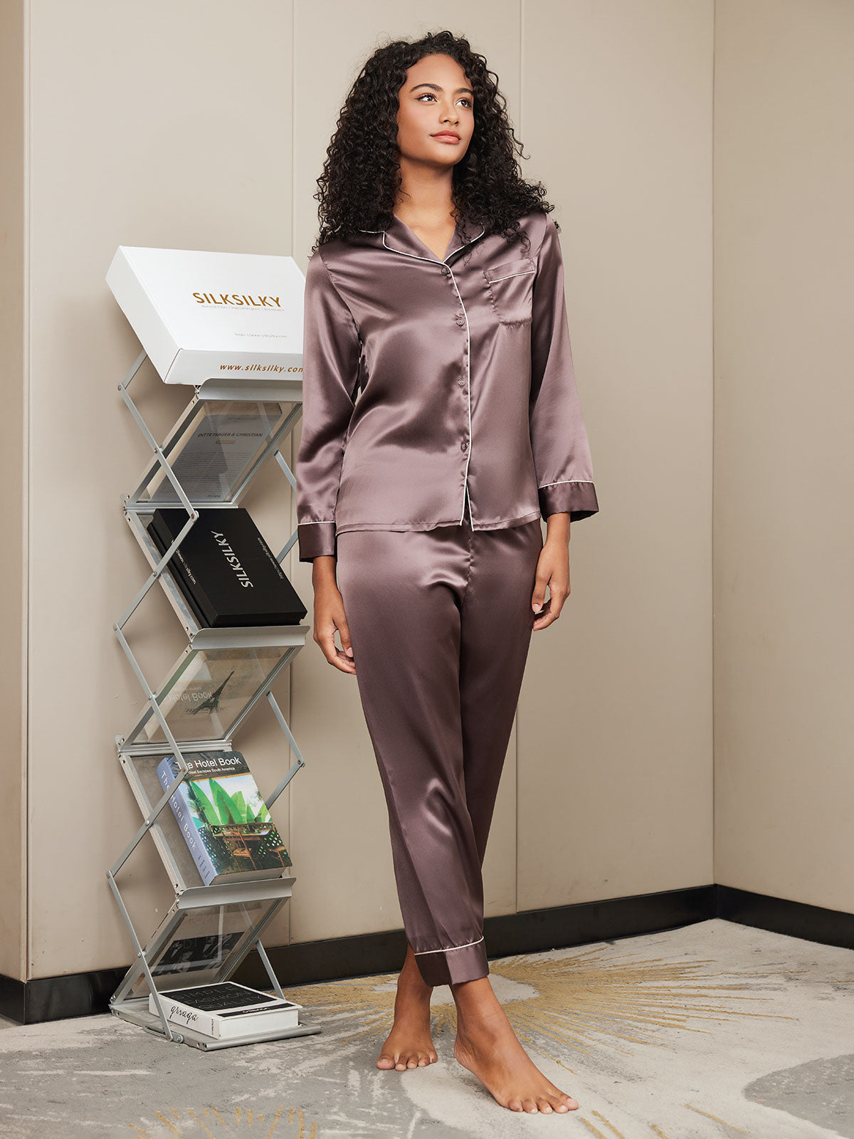 Classic Grace Seiden-Pyjama-Set