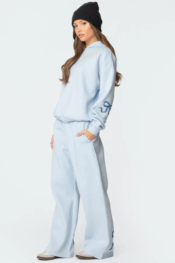 Modeee™ | Soft Glam Schleifen-Trainingsanzug