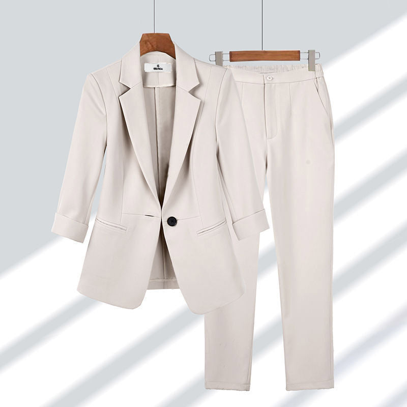 Schickes Blazer-Set